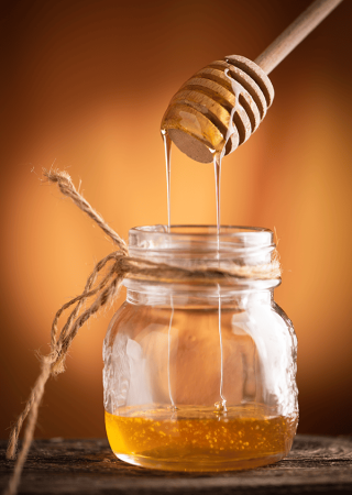Queen-Bee-Honey (1)
